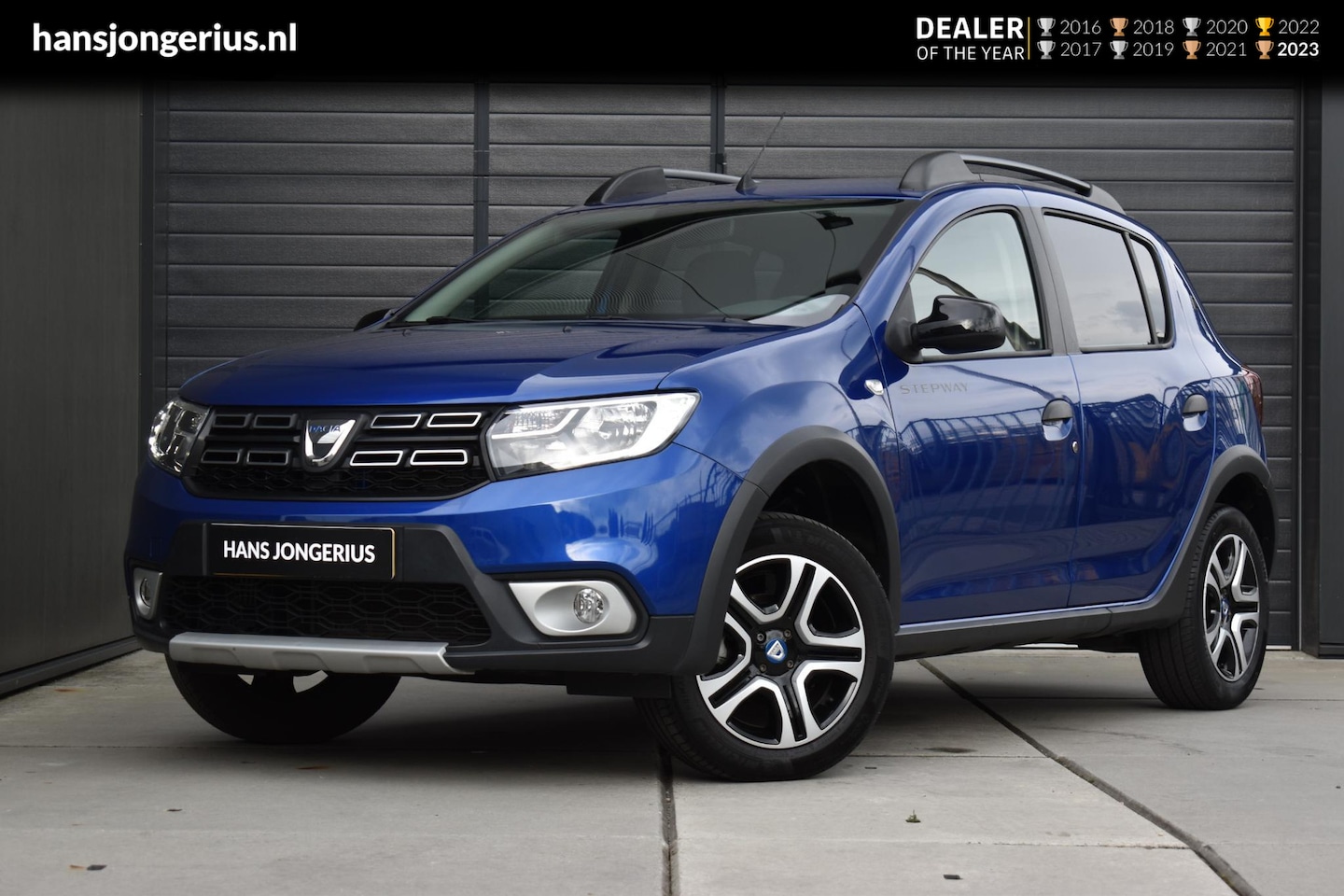 Dacia Sandero Stepway - TCe 100 Bi-Fuel Serie Limitee 15th Anniv. | TREKHAAK | CAMERA | NAVI | CRUISE CONTROL | CL - AutoWereld.nl