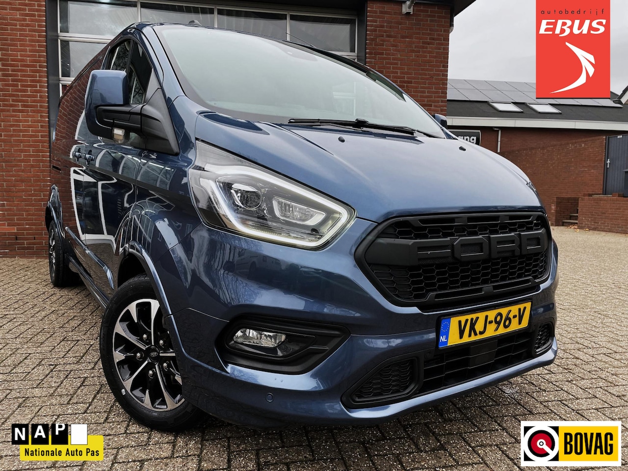 Ford Transit Custom - 320 2.0 TDCI L2H1 Sport 320 2.0 TDCI L2H1 Sport - AutoWereld.nl