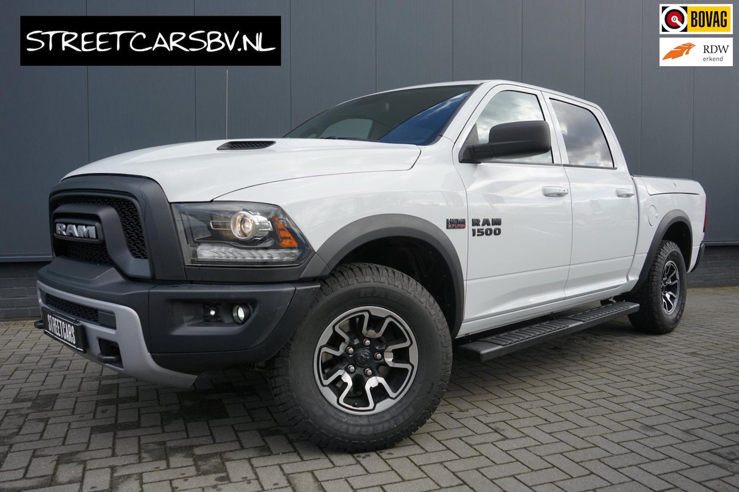 Dodge Ram 1500 - 5.7 V8 Crew Cab 6'4 5.7 V8 Crew Cab 6'4 - AutoWereld.nl