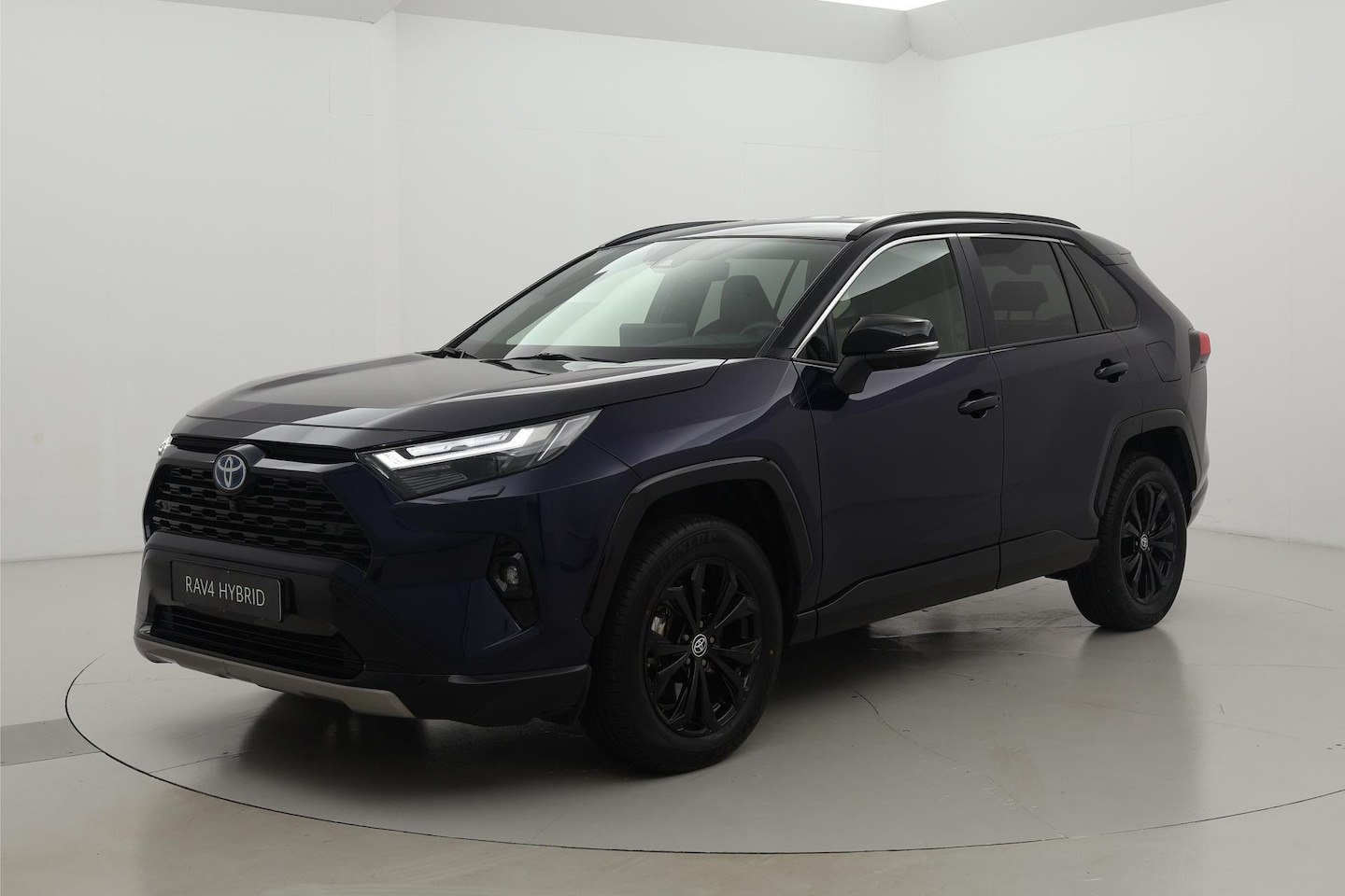 Toyota RAV4 - 2.5 Hybrid AWD Style Bi-Tone Dodehoek JBL - AutoWereld.nl