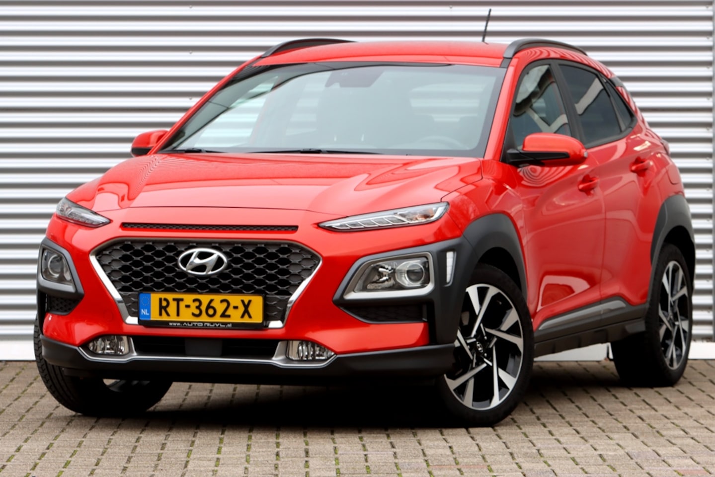 Hyundai Kona - 1.0T Fashion Carplay / Leder-Stof - AutoWereld.nl