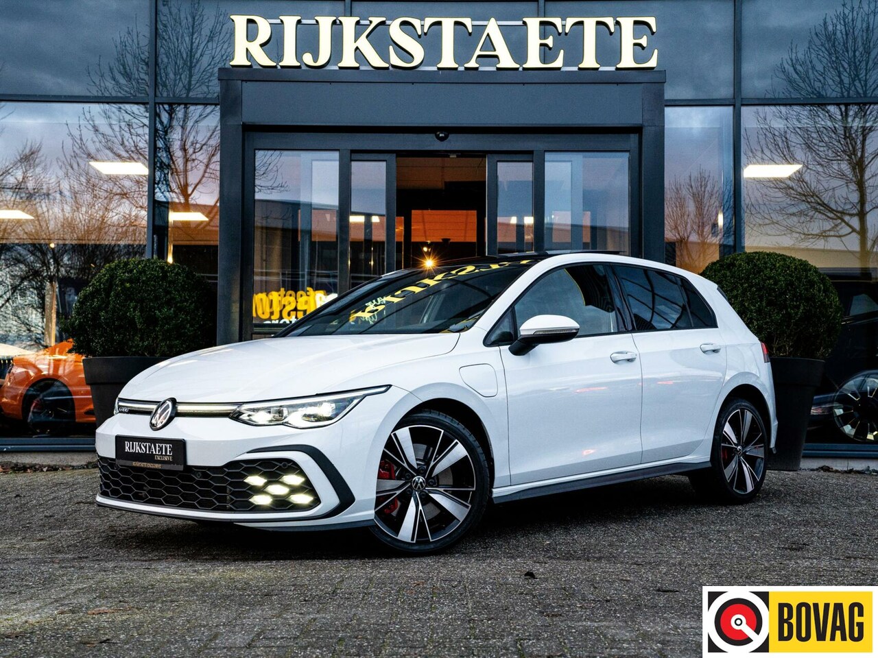 Volkswagen Golf - 1.4 GTE TSI|245 PK|PANO|SFEERV.|INCL BTW - AutoWereld.nl