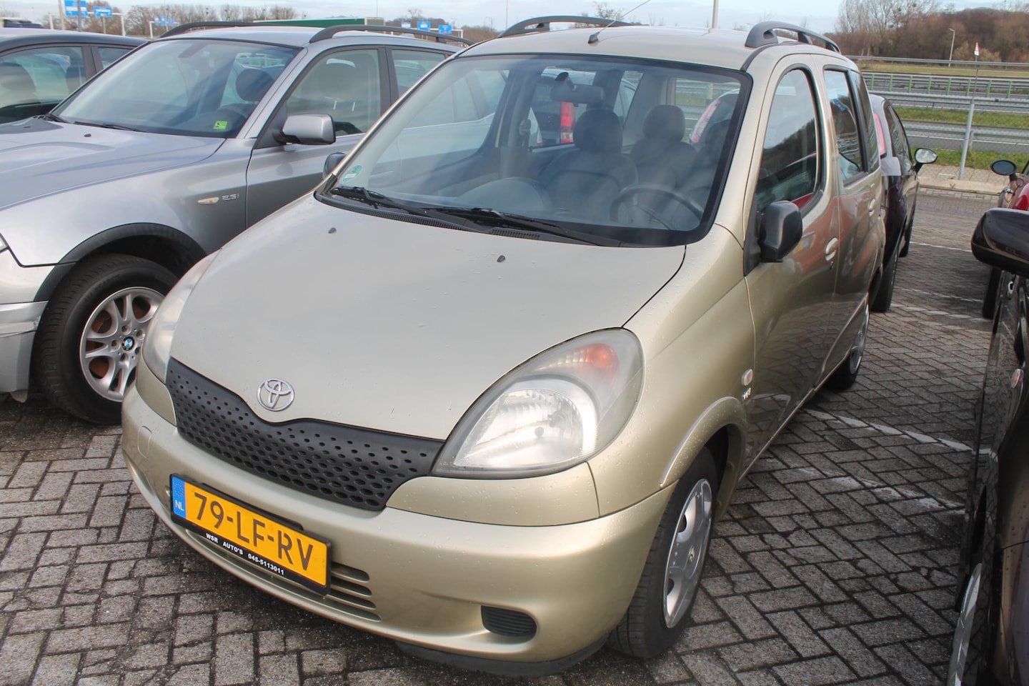 Toyota Yaris Verso - 1.5-16V VVT-i Luna 1.5-16V VVT-i Luna - AutoWereld.nl