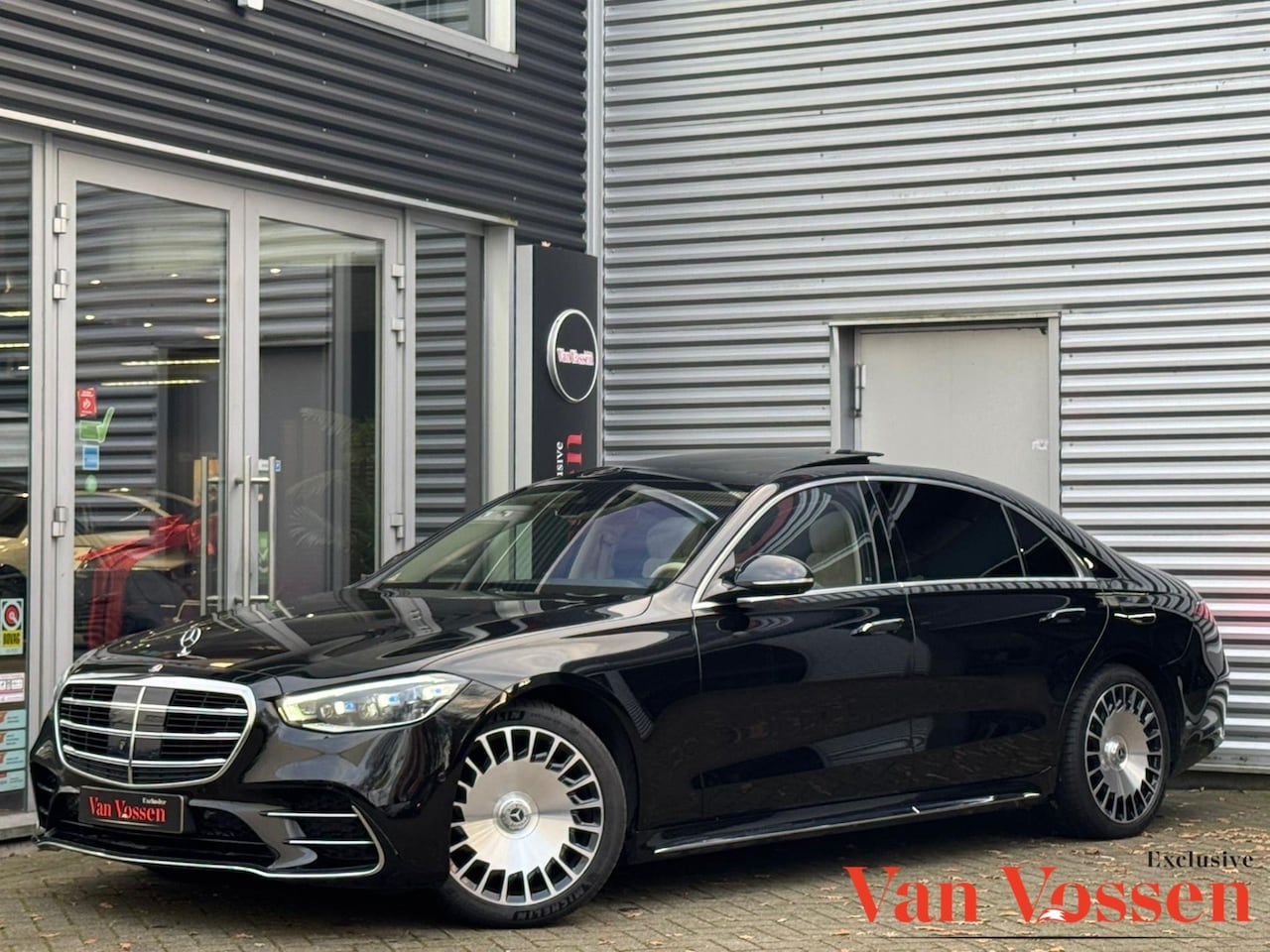 Mercedes-Benz S-klasse - 580 e Lang |Burmester|Pano|Camera|HUD|Massage|Sfeer|Soft close|Volleer Beige - AutoWereld.nl