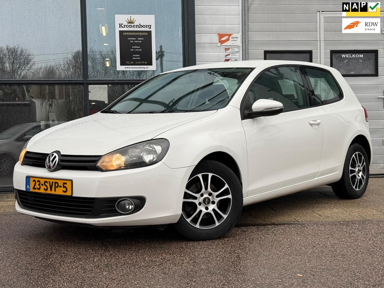 Volkswagen Golf - 1.4 Easyline 1.4 Easyline, NAP, AIRCO, NAVI - AutoWereld.nl