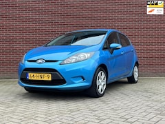 Ford Fiesta - 1.25 Trend 5-deurs / NAP / Airco / Trekhaak / Goed onderhouden