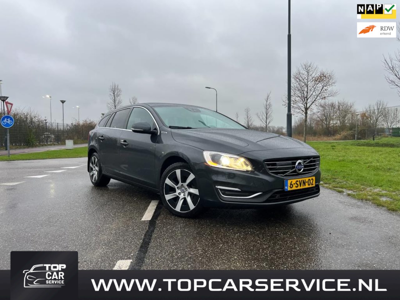 Volvo V60 - 2.4 D6 AWD Plug-In Hybrid Summum Voll Optie!! - AutoWereld.nl