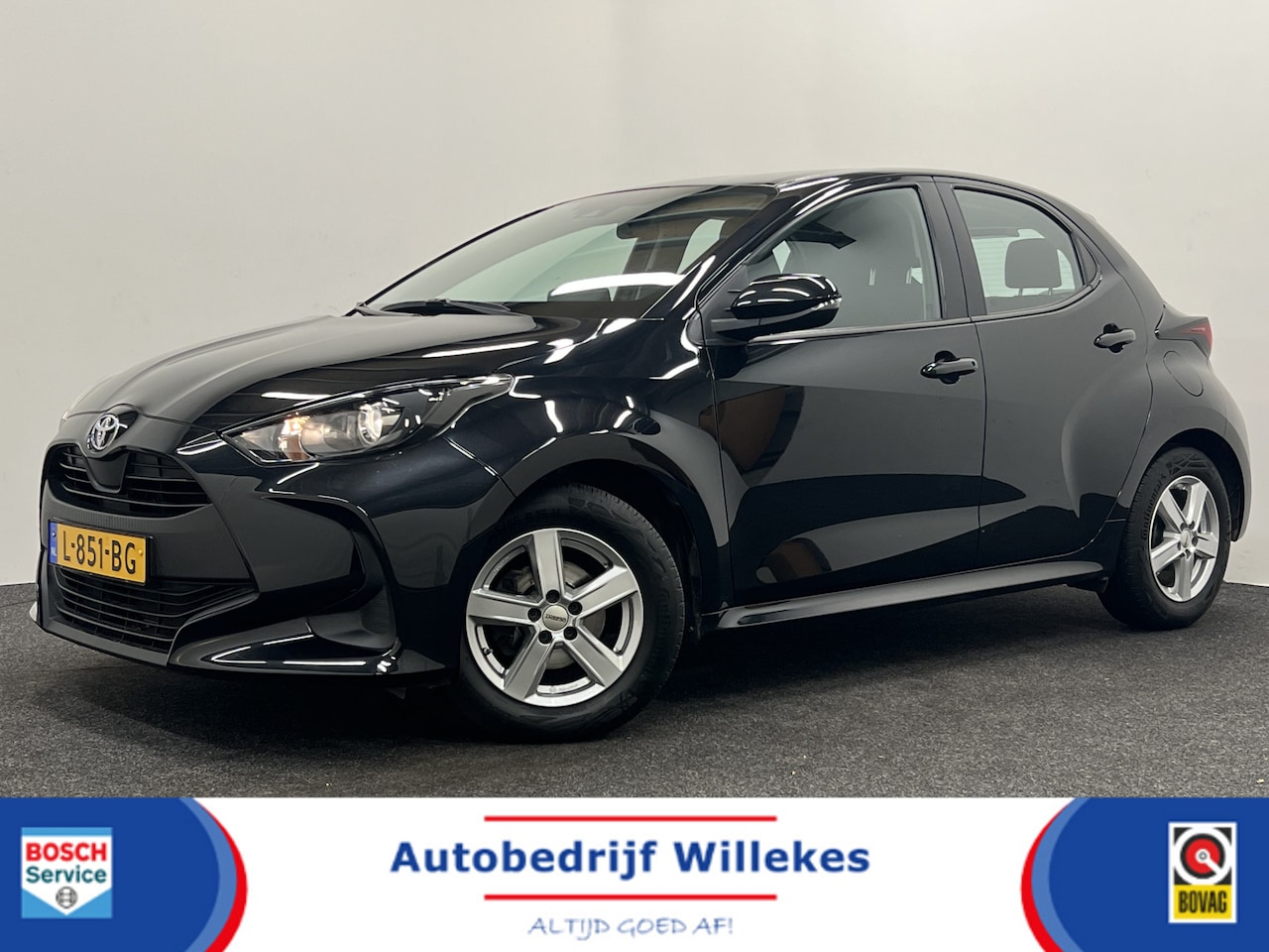 Toyota Yaris - 1.5 VVT-i Active | CARPLAY | CAMERA | ADAP. CRUISE CONTROL | - AutoWereld.nl