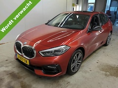 BMW 1-serie - 118d Executive Edition Sportline LED Panoramadak