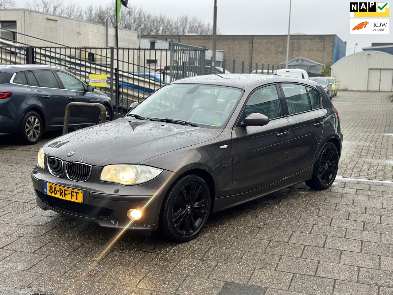 BMW 1-serie - 120i High Executive 120i High Executive - AutoWereld.nl