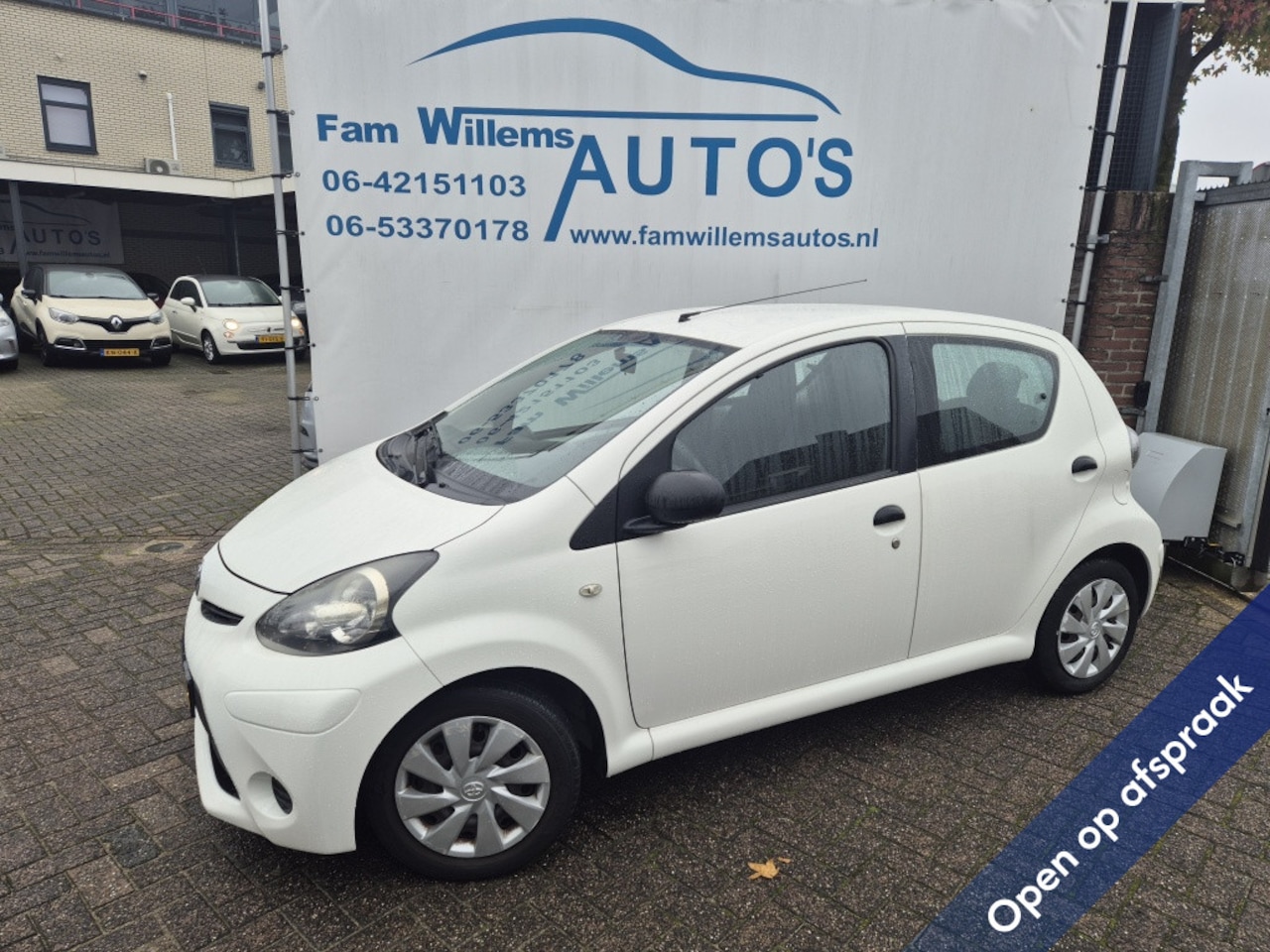 Toyota Aygo - 1.0 VVT-i Now 1.0 VVT-i Now - AutoWereld.nl