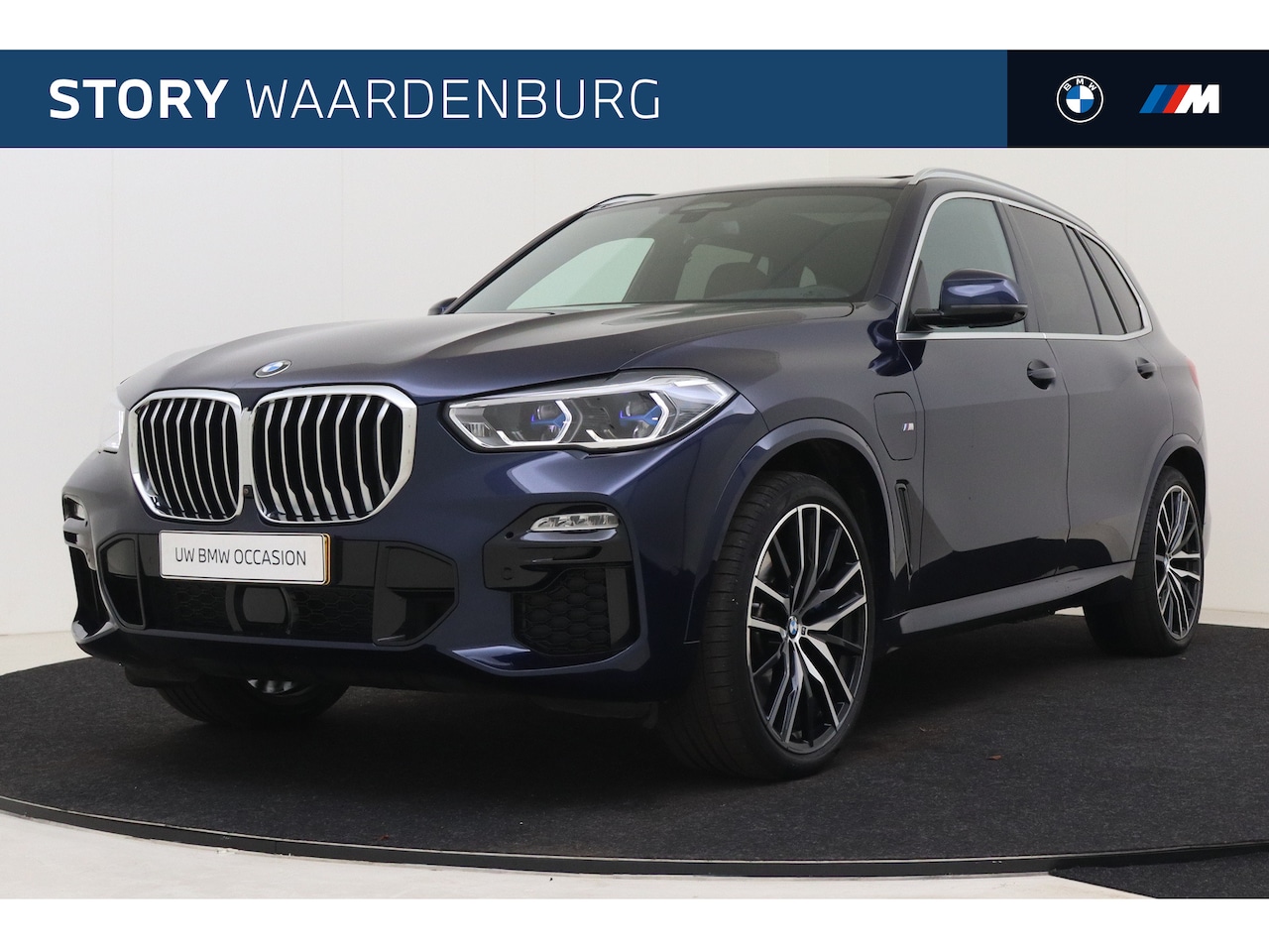 BMW X5 - xDrive45e High Executive M Sport Automaat / Panoramadak / Laserlicht / Active Steering / P - AutoWereld.nl