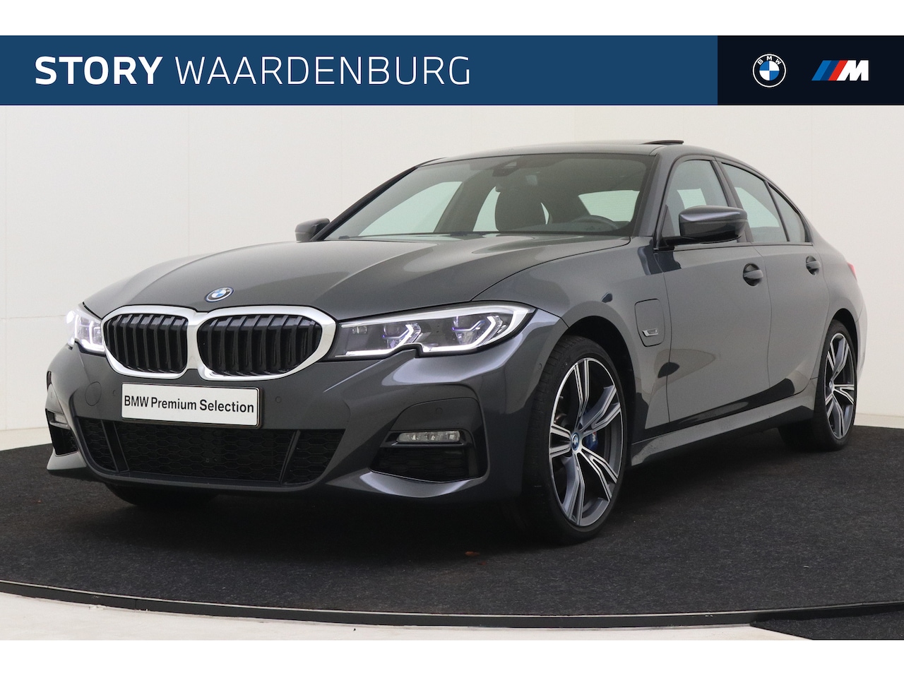 BMW 3-serie - 330e High Executive M Sport Automaat / Schuif-kanteldak / Sportstoelen / Stoelverwarming / - AutoWereld.nl