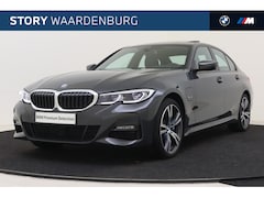 BMW 3-serie - 330e High Executive M Sport Automaat / Schuif-kanteldak / Sportstoelen / Stoelverwarming /