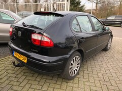 Seat Leon - 1.6 16V Sport Distributieriem 08-2017 257.975 km