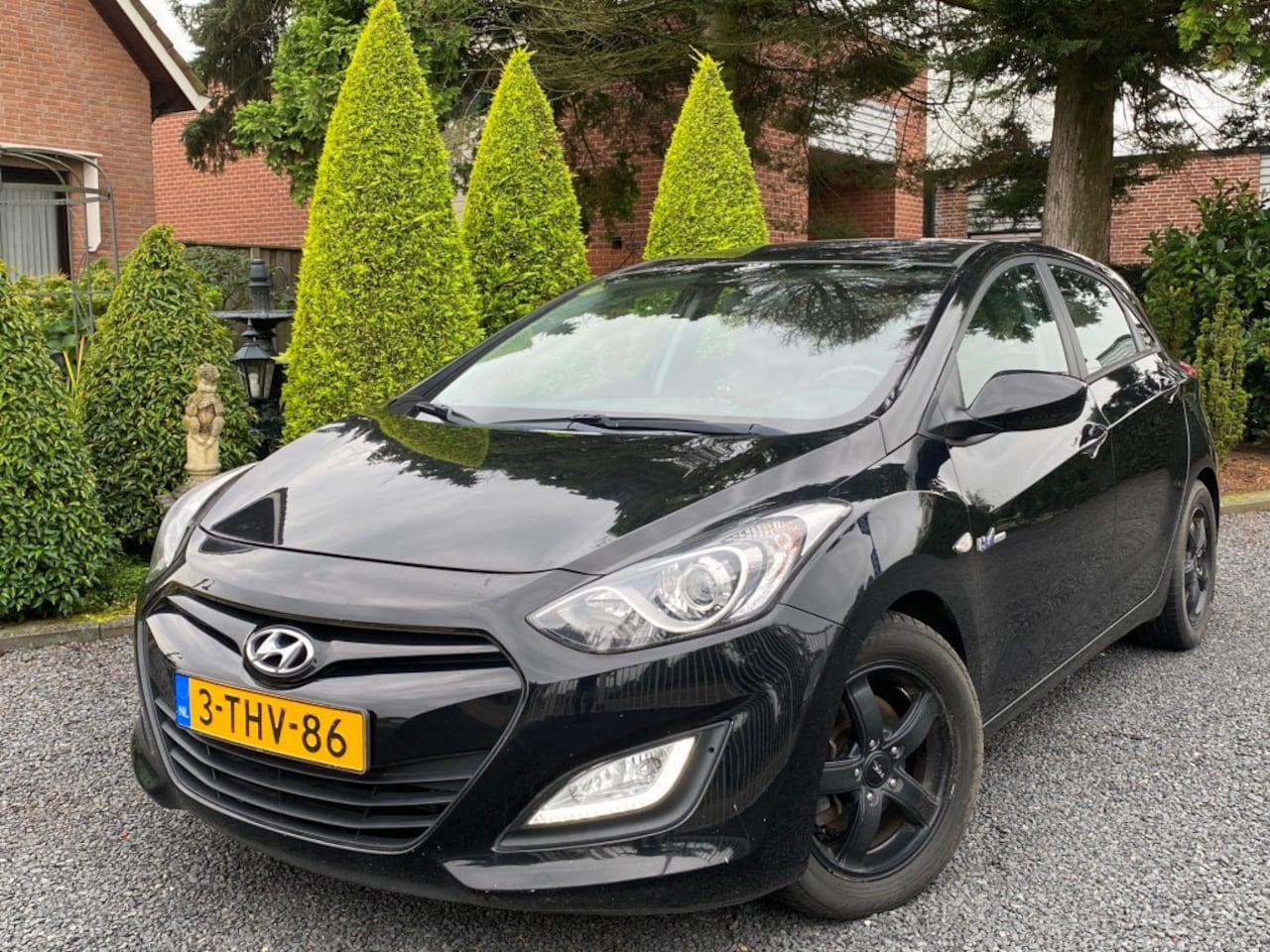 Hyundai i30 - 1.6 CRDI LED AIRCO TREKHAAK - AutoWereld.nl