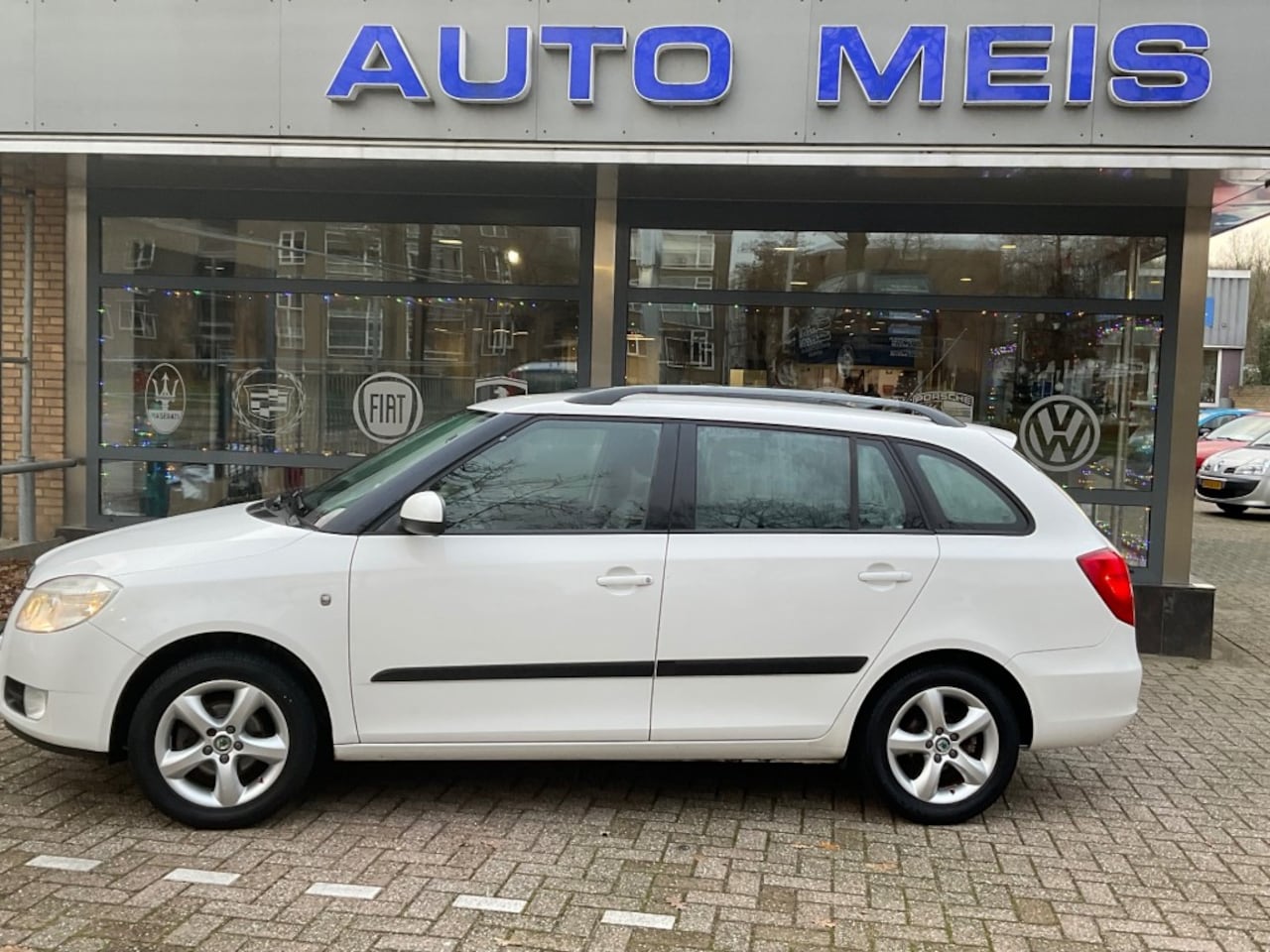 Skoda Fabia Combi - 1.4-16V ELEGANCE - AutoWereld.nl