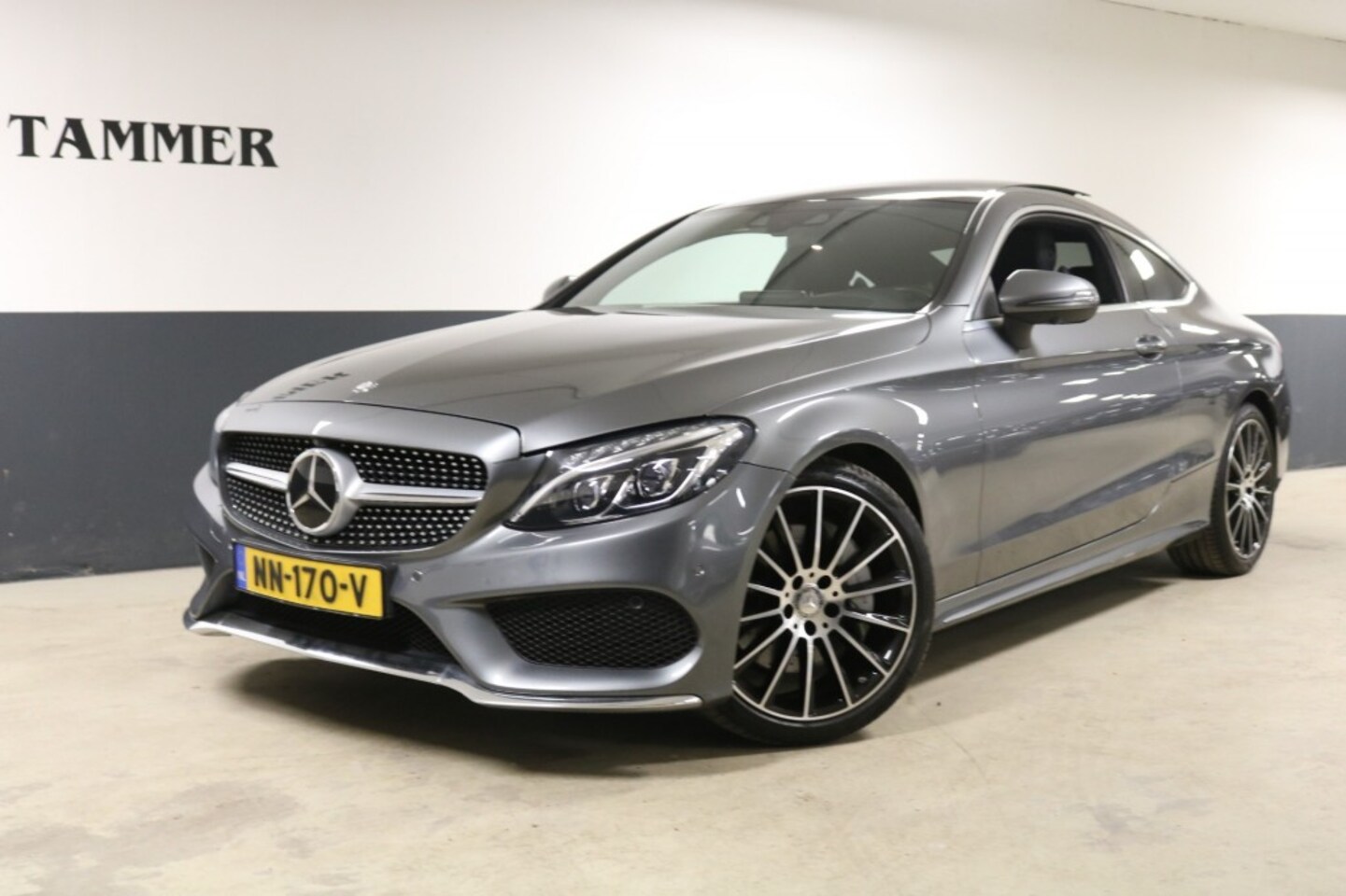 Mercedes-Benz C-klasse - 300 Prestige PANO/AMG-LINE/BURMESTER/360CAMERA/NETTE AUTO - AutoWereld.nl