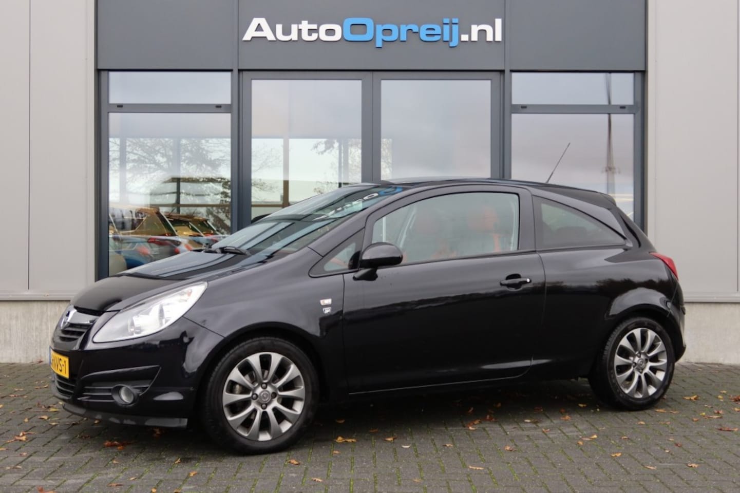 Opel Corsa - 1.2-16V Color Edition 3drs. Airco, Camera, Cruise - AutoWereld.nl