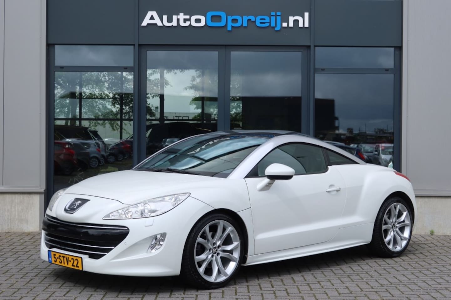 Peugeot RCZ - 1.6 THP 155pk Leer, NAVI, PDC, 19LM-Velgen - AutoWereld.nl