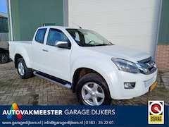 Isuzu D-Max - Extended Cab 2, 5 165 Pk 4x4 Automaat 3500 Kg trekgewicht