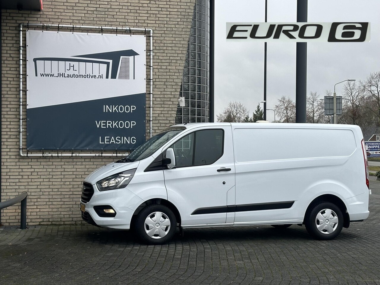 Ford Transit Custom - 280 2.0 TDCI L1H1 Trend*A/C*NAVI*CRUISE*HAAK* - AutoWereld.nl