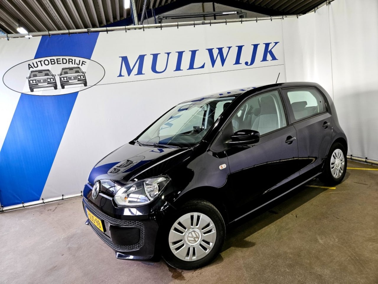 Volkswagen Up! - Up! 1.0 MOVE UP! / Navi / Airco / 5 drs / NL Auto! - AutoWereld.nl