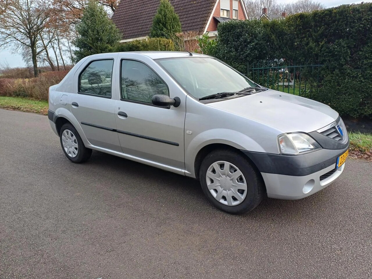 Dacia Logan - 1.4 Airco - AutoWereld.nl