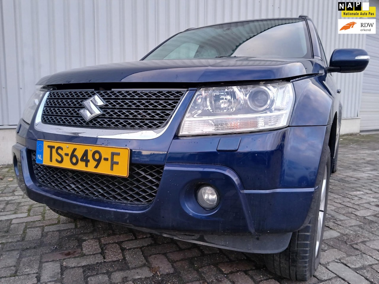 Suzuki Grand Vitara - 2.4 Exclusive - Motor Defect - Schade - AutoWereld.nl