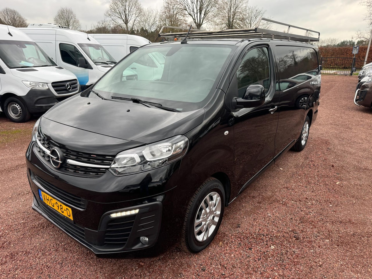 Opel Vivaro - 2.0 CDTI L3H1 Uitgeleefde auto Export! - AutoWereld.nl