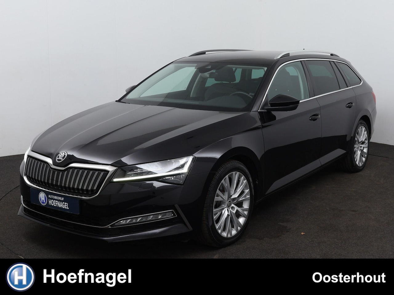 Skoda Superb Combi - 14 TSI PHEV Sportline Business Automaat Camera | Adaptive Cruise | Navigatie | Stoelverwar - AutoWereld.nl