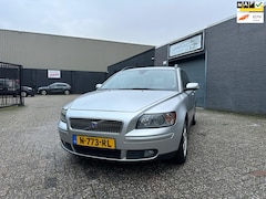 Volvo V50 - 2.4 Exclusive Aut. Clima Cruise Leer Stoelverw. LM-Wielen APK