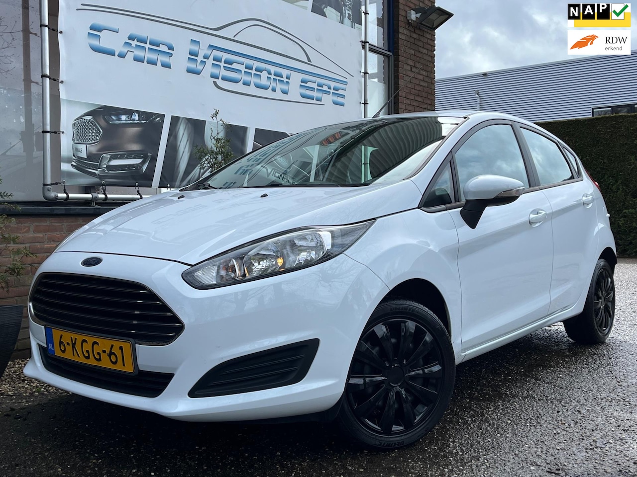 Ford Fiesta - 1.0 Champion|Airco|Trekhaak|5-deurs| - AutoWereld.nl