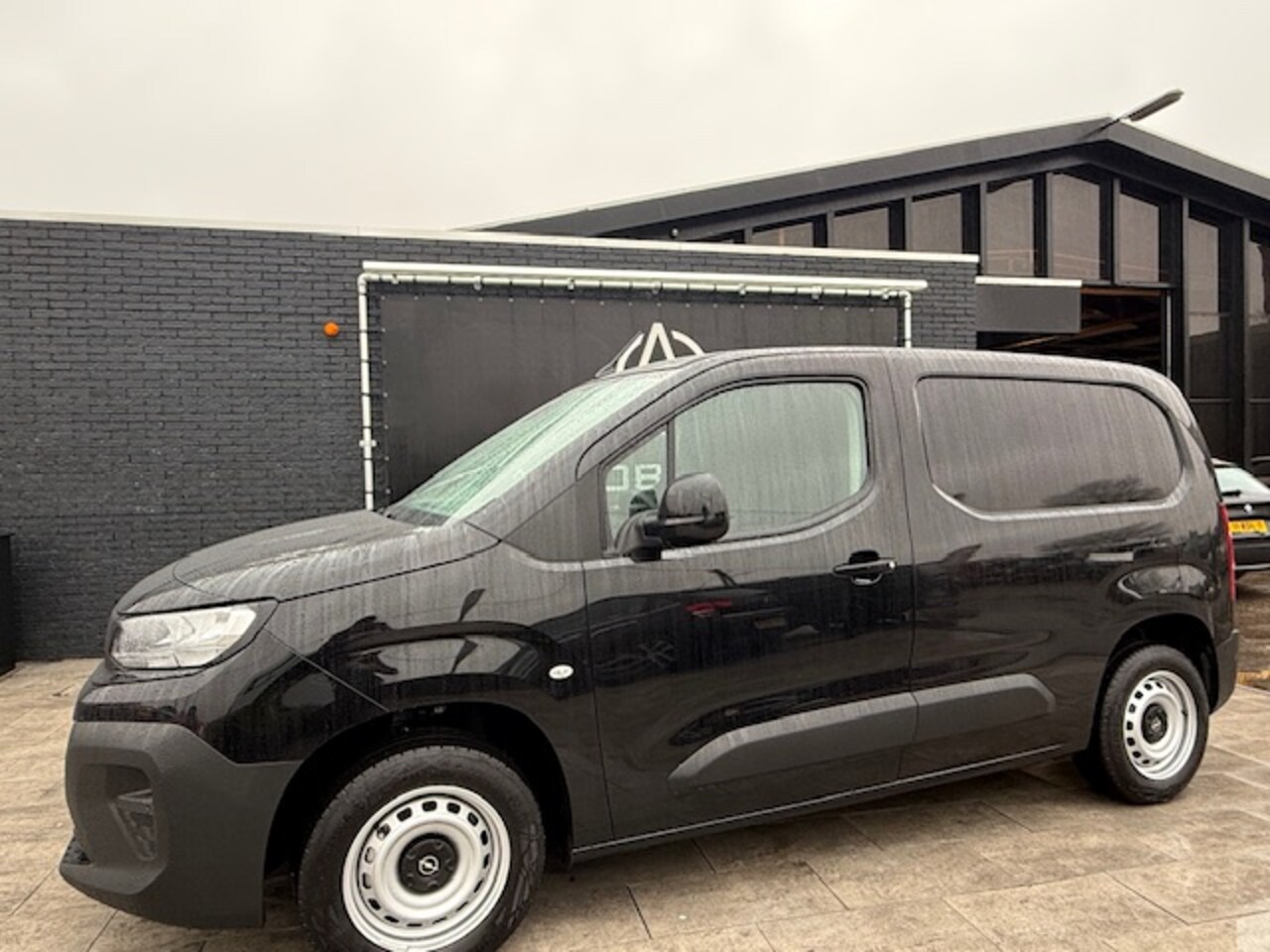 Opel Combo - 1.5 BlueHDi 100 S&S L1 navi*grootscherm* - AutoWereld.nl