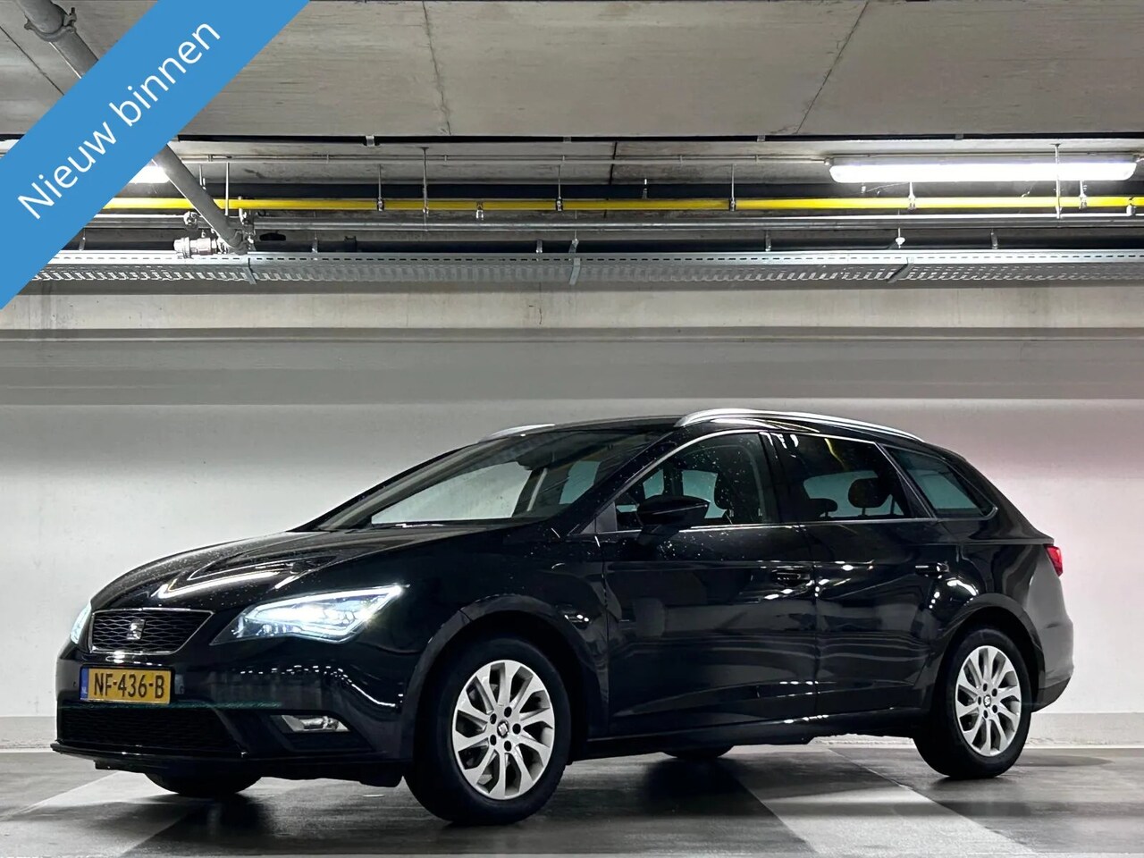 Seat Leon - Navi - airco - Apple CarPlay - automaat - nap! - - AutoWereld.nl