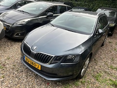 Skoda Octavia Combi - 1.6 TDI Greentech Ambition Business