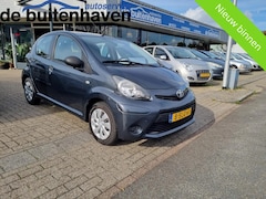 Toyota Aygo - 1.0 VVT-i Now