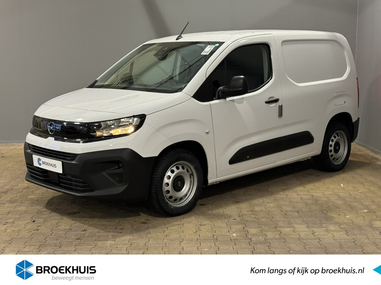 Opel Combo - 1.5 BlueHDi 100 S&S L1 Apple Carplay | Android auto | Camera | PDC | Trekhaak | All season - AutoWereld.nl