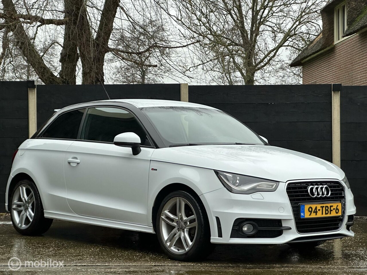 Audi A1 - 1.2 TFSI Pro Line S / XENON / NAP / 3 X S-Line / GLETSJERWIT METALLIC - AutoWereld.nl