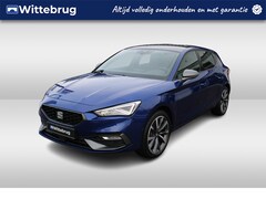 Seat Leon - 1.4 TSI eHybrid 204pk DSG FR / Panoramadak / 18" LMV / Full LED / Navi / Camera / Keyless