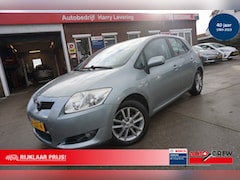 Toyota Auris - 1.6 16V VVT-I 5DR Terra Navigator