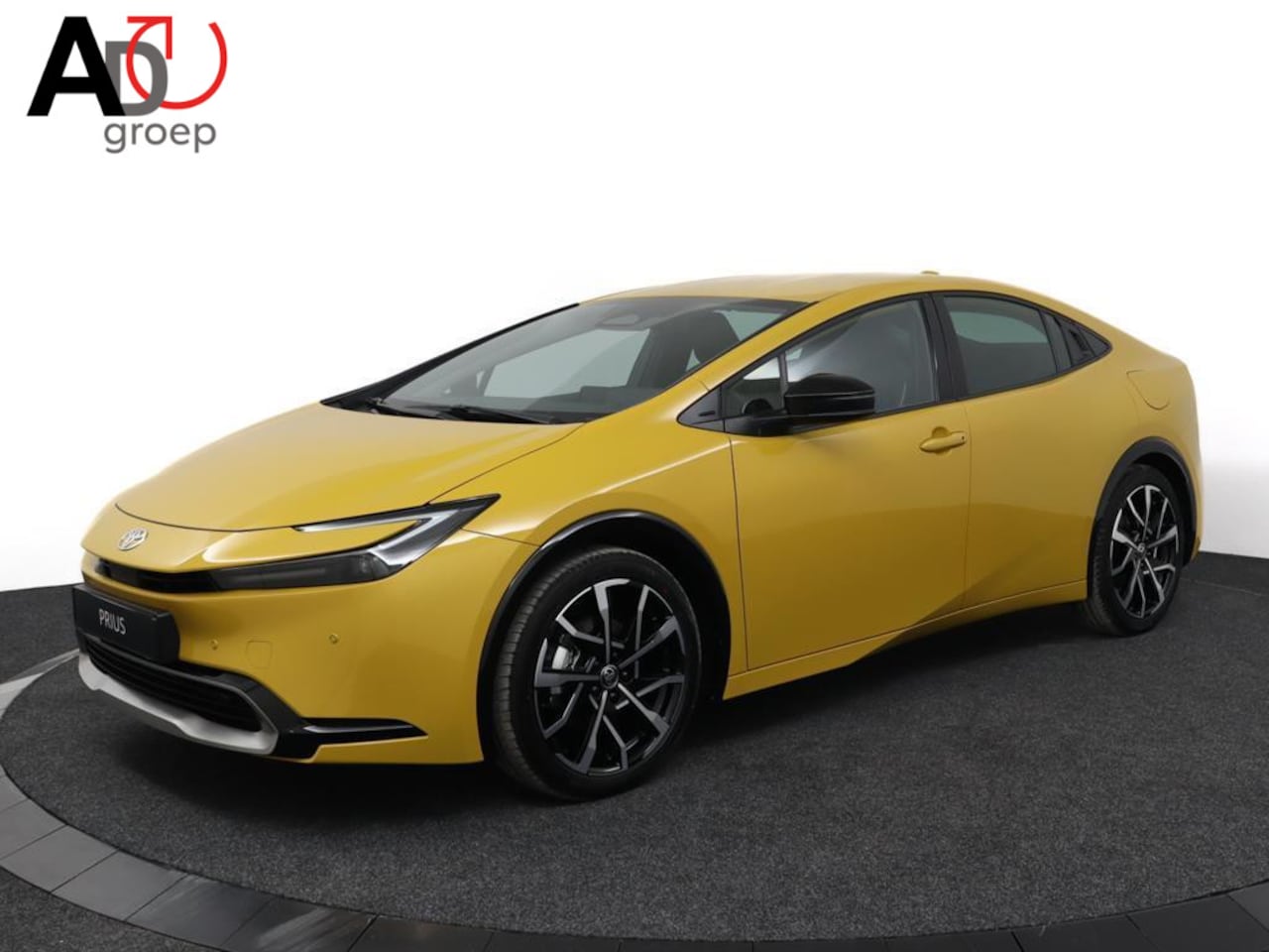 Toyota Prius - 2.0 Plug-in Executive | Apple CarPlay | Android Auto |  Adaptive Cruise Control | 19" lich - AutoWereld.nl