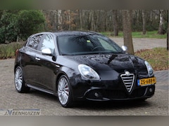 Alfa Romeo Giulietta - 1.4 T Distinctive | 2013 | Keurige auto |