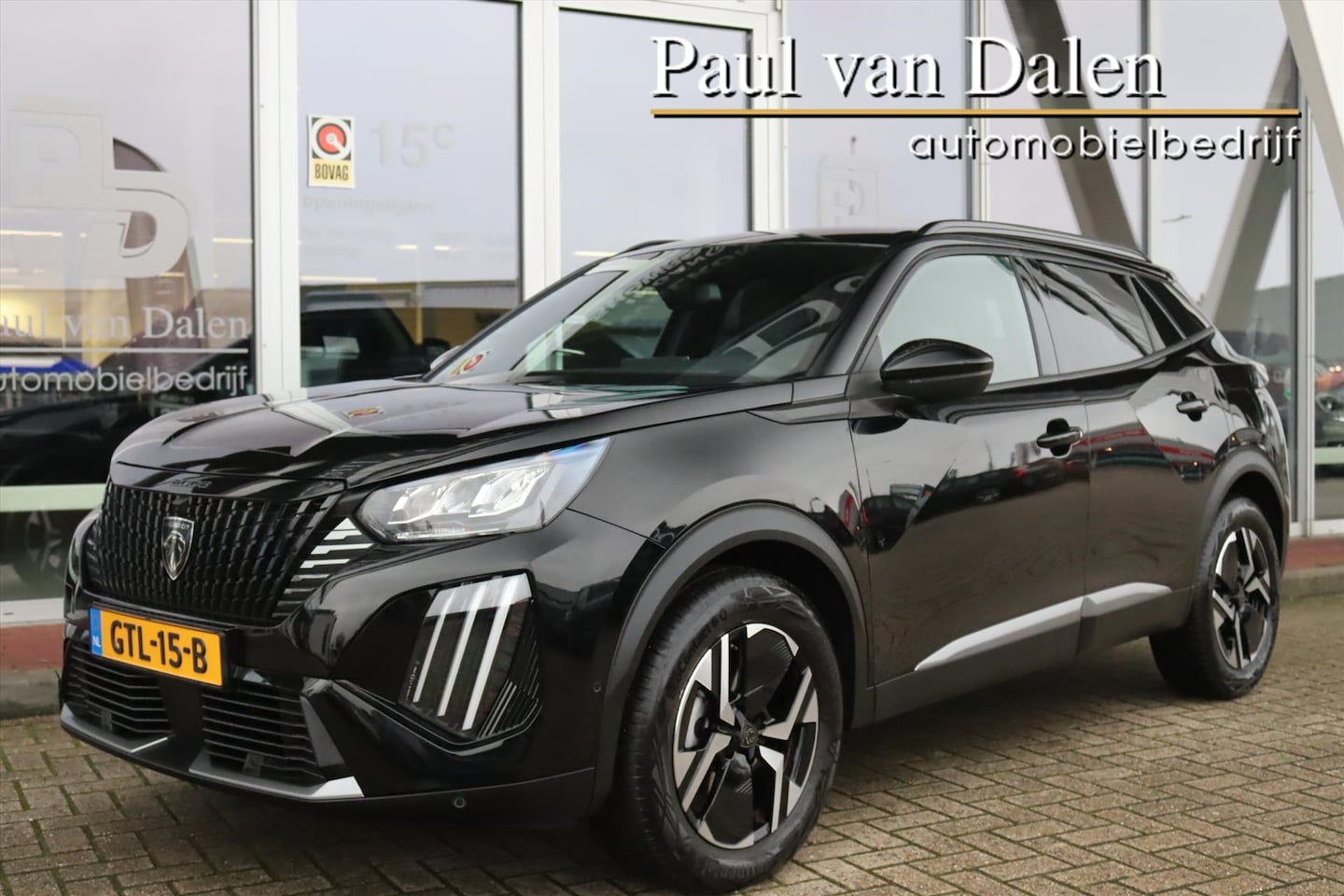 Peugeot 2008 - 1.2 Puretech 130PK AUTOMAAT EAT8 ALLURE Navi Carplay | Keyless | Adapt.Cruise | 360 Camera - AutoWereld.nl