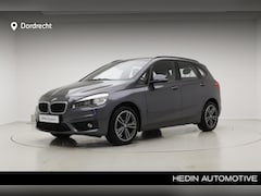 BMW 2-serie Active Tourer - 218i Executive | Stoelverwarming | Elec. Klep | Comfort Acces | Navi | PDC v+a