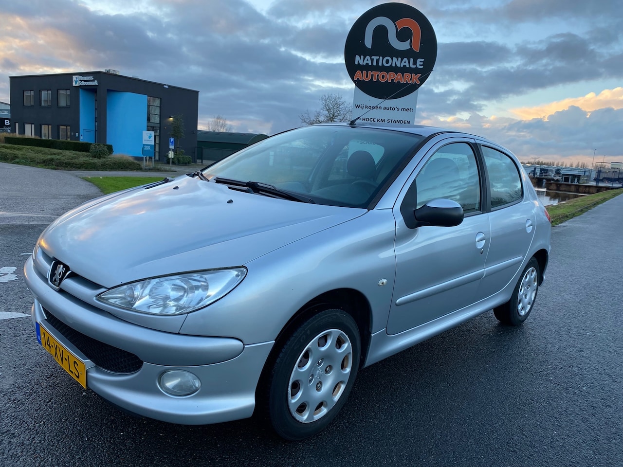 Peugeot 206 - 2007 * 1.4 Forever * 100.D KM NAP * - AutoWereld.nl