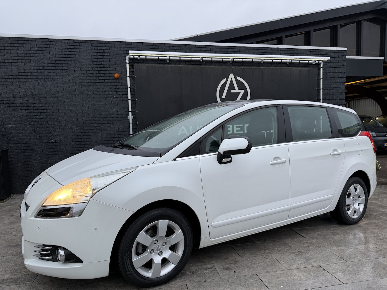 Peugeot 5008 - 1.6 VTi Blue Lease 7 Persoons - AutoWereld.nl