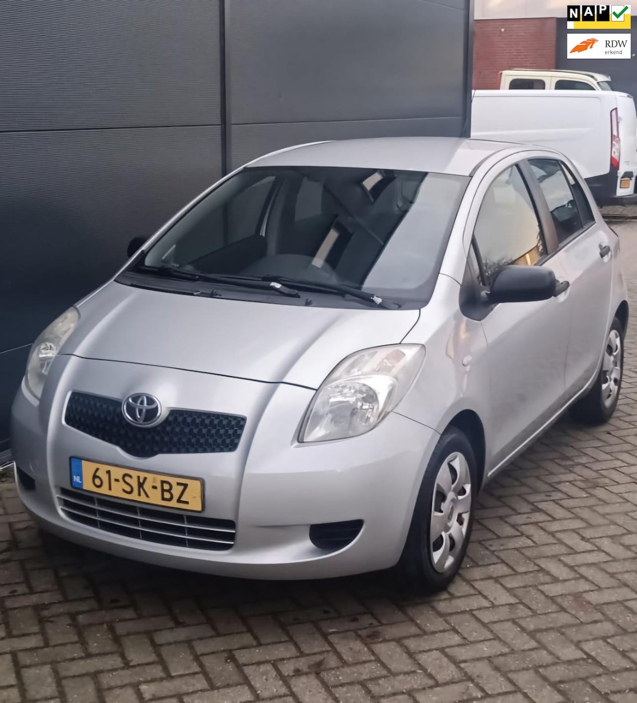 Toyota Yaris - 1.3 VVTi Terra Airco Nap - AutoWereld.nl