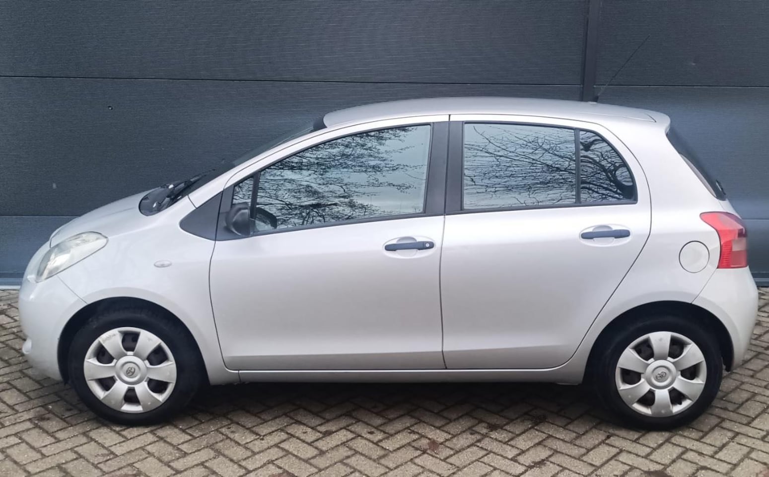 Toyota Yaris - 1.3 VVTi Terra Airco Nap - AutoWereld.nl