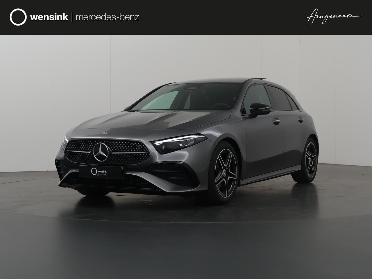 Mercedes-Benz A-klasse - 180 Star Edition AMG Line | Nightpakket | Sfeerverlichting | MULTIBEAM LED | Stoelverwarmi - AutoWereld.nl